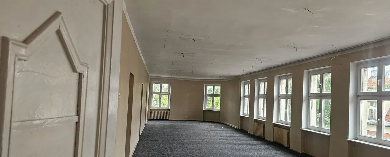 LOKAL W CENTRUM MIASTA – PONAD 350 m² | OGROMNY POTENCJAŁ INWESTYCYJNY - zdjęcie 7