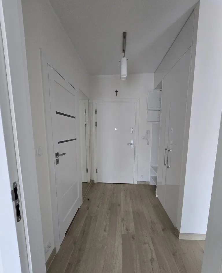 Komfortowe 2-pokojowe mieszkanie z dużym balkonem - Kołobrzeg, centrum - zdjęcie 4