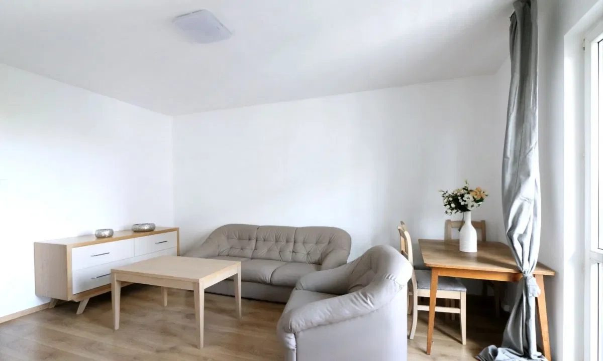 Umeblowane 2 pokoje  balkon metro - zdjęcie 3