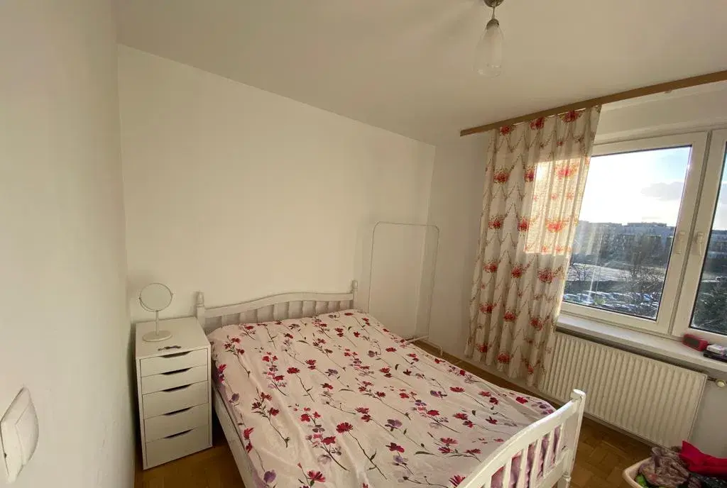 2-pokoje z jasną kuchnią Kraków- Nowa Huta- os.Niepodległości - zdjęcie 2