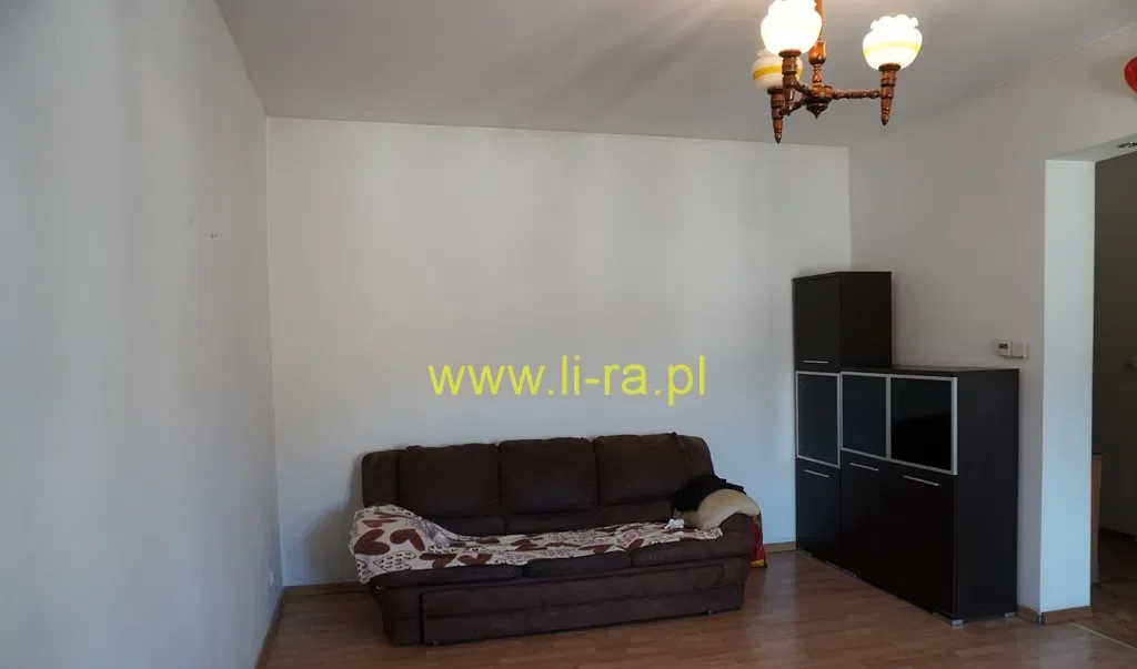 Do wynajęcia umeblowana kawalerka 36,80m - zdjęcie 2