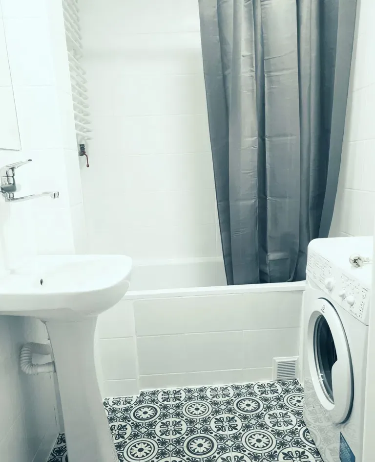 Mieszkanie 3-pokojowe z balkonem i piwnicą - zdjęcie 9
