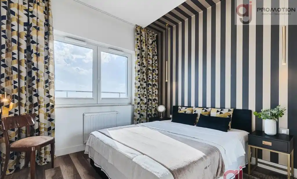 4 pokojowy apartament pry Rondzie Solidarności - zdjęcie 5