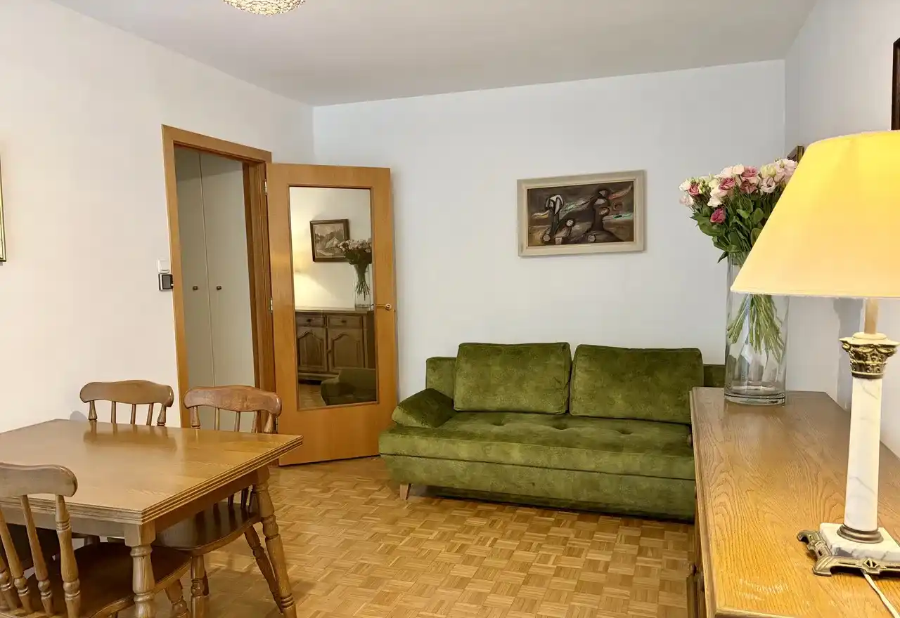 Mieszkanie 2-pokojowe z balkonem i oddzielną kuchnią - zdjęcie 2