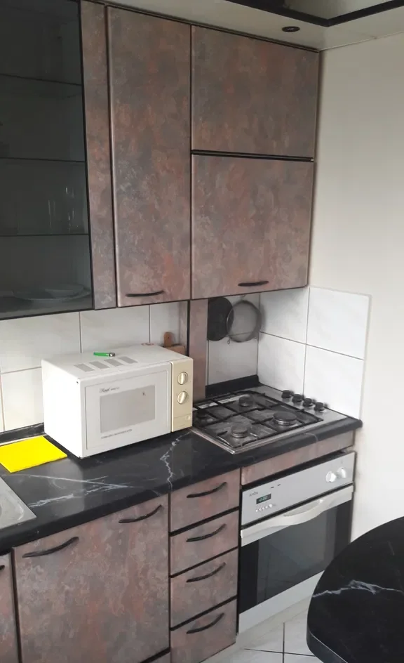 Pokój 15m² w bloku na Krzykach ul. Jantarowa, blisko Sky-Tower, UE. - zdjęcie 4