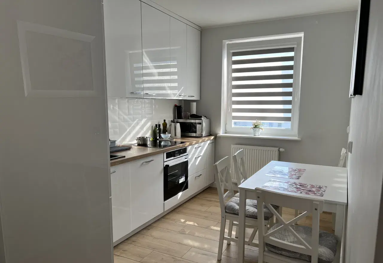 Nowoczesne 50m² w Cichym Centrum Bojar – Komfort i Styl (Budynek 2020) - zdjęcie 5