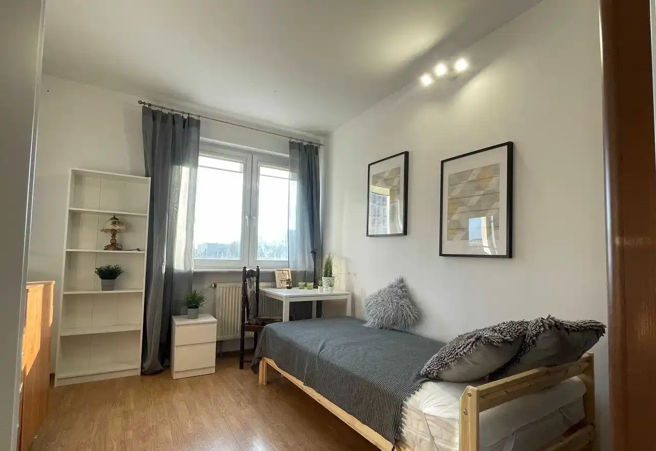 [PL, ENG, RUS] Duży pokój z balkonem Ursynów/ Большая комната/ Large room with balcony Vistula - zdjęcie 2