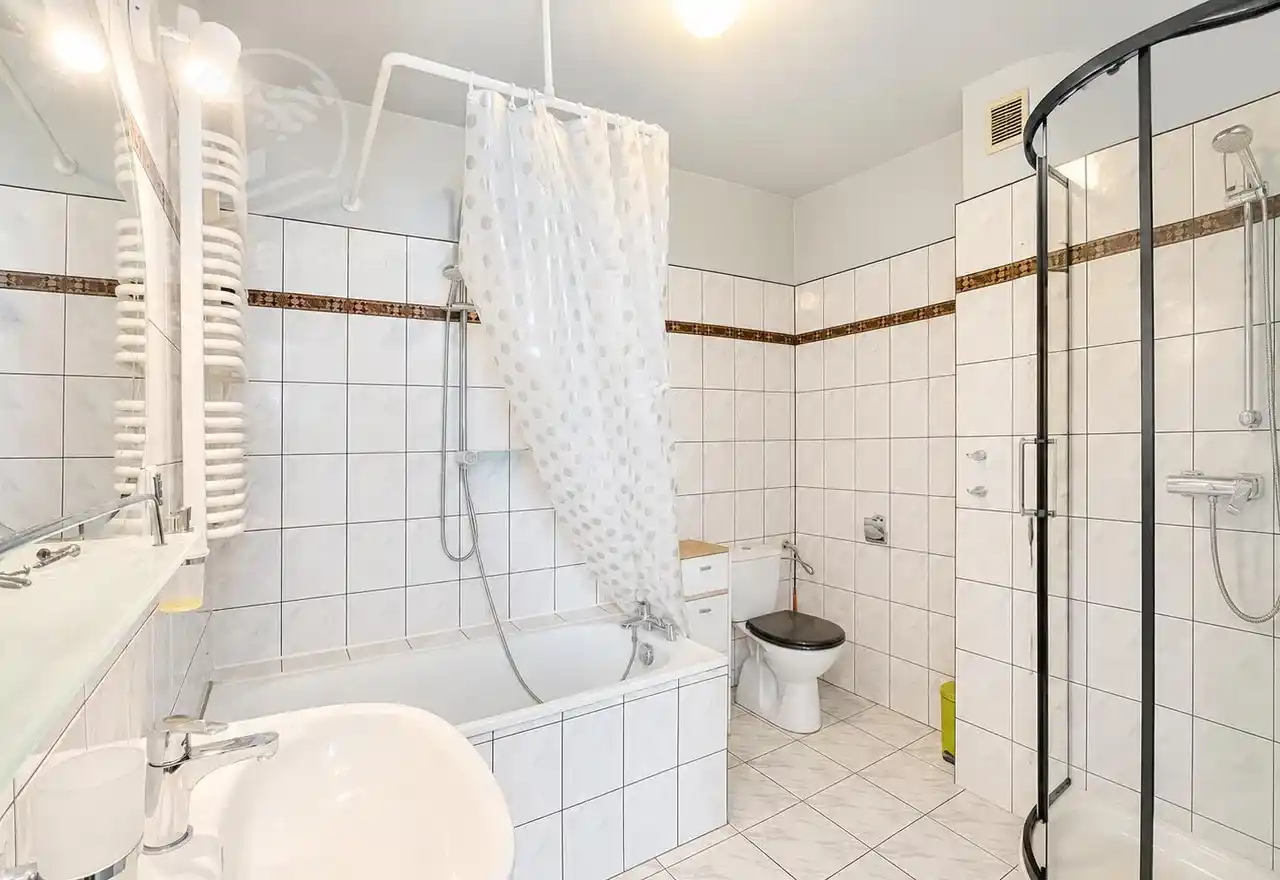 Przestronny dom z ogródkiem | 4 pokoje | Blisko centrum - zdjęcie 6