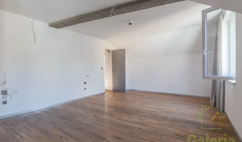 Loft 308 m² z widokiem na Odrę - zdjęcie 5