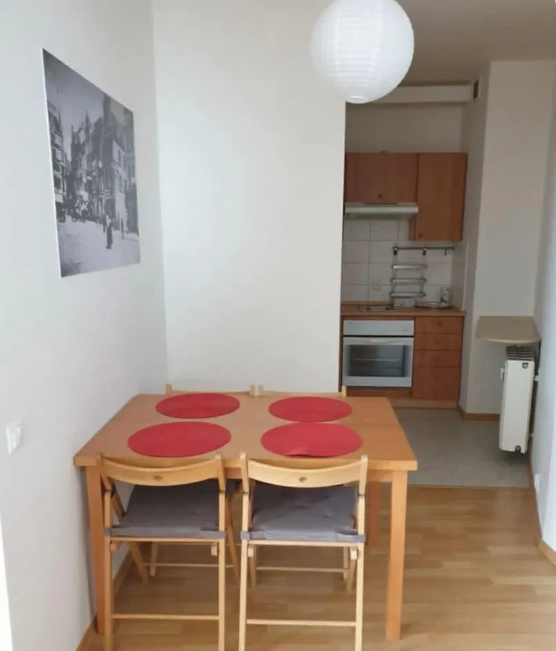 Ustawna i wygodna kawalerka - w centrum obok KontenerART - zdjęcie 3
