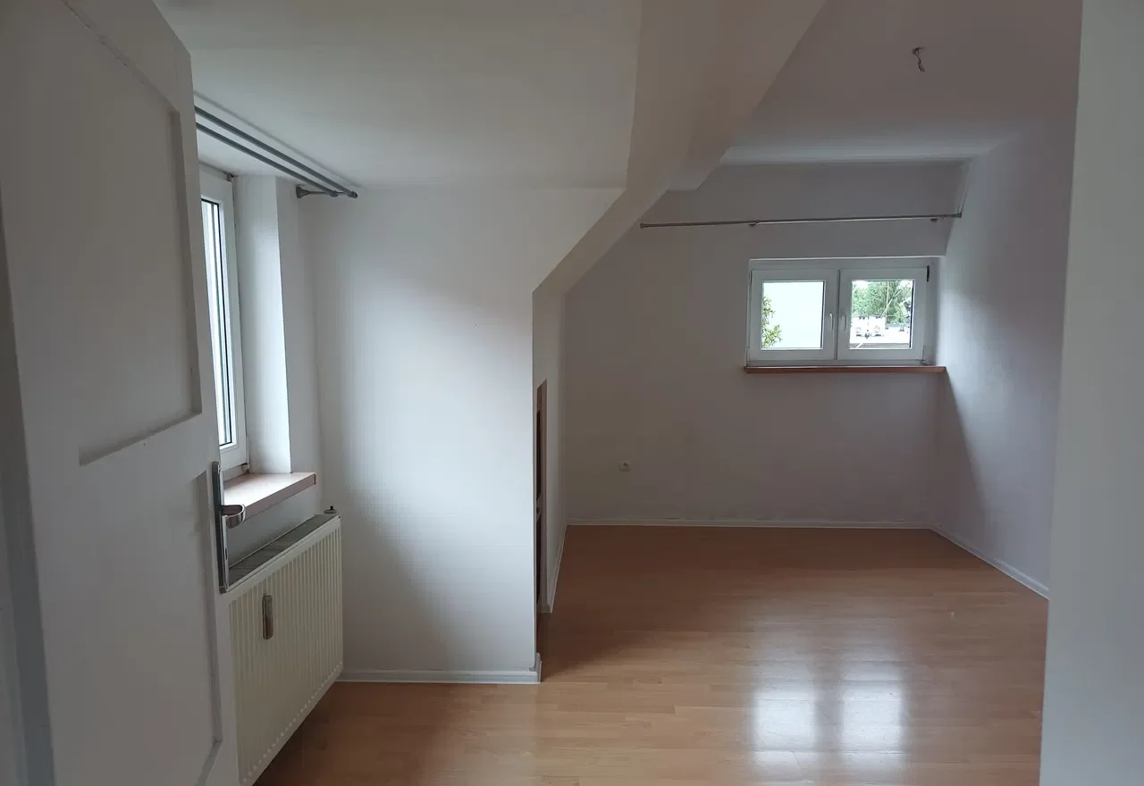 Mieszkanie 2 pokojowe po remoncie na poddaszu 57m2 do wynajęcia - zdjęcie 2