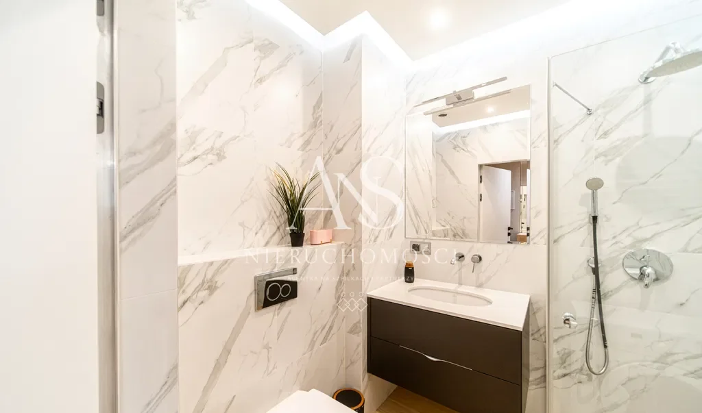 Apartament na wynajem w centrum - zdjęcie 8