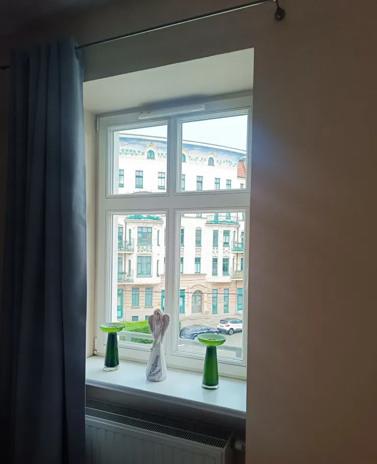 Do wynajęcia słoneczny apartament w odrestaurowanej pięknej kamienicy - zdjęcie 8