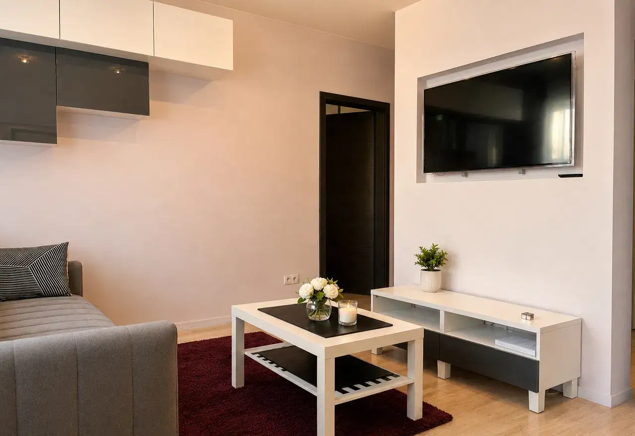 2 pokoje | 50m2| Garaż | Do Centrum 15 min PKP | Ciche | Po remoncie - zdjęcie 3