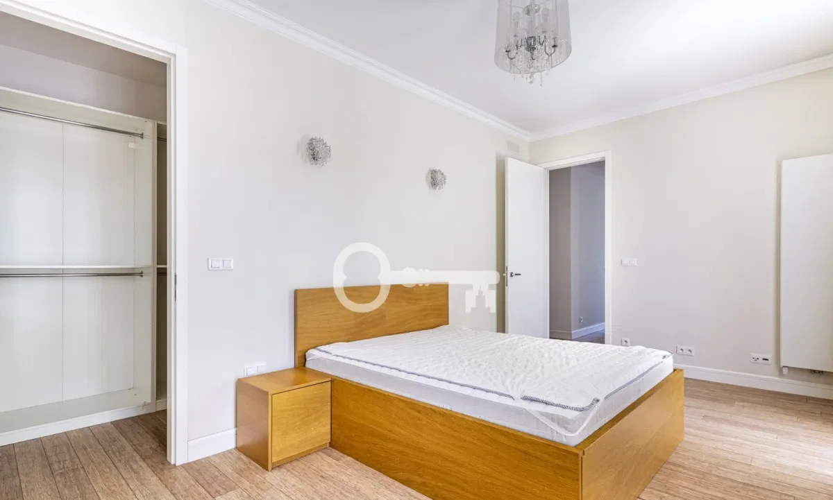 Luksusowy apartament z windą i tarasem - zdjęcie 9