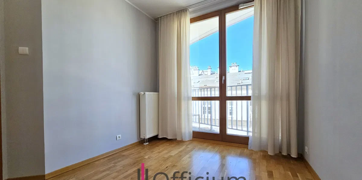 Apartament w nowoczesnym budynku, ścisłe centrum - zdjęcie 8