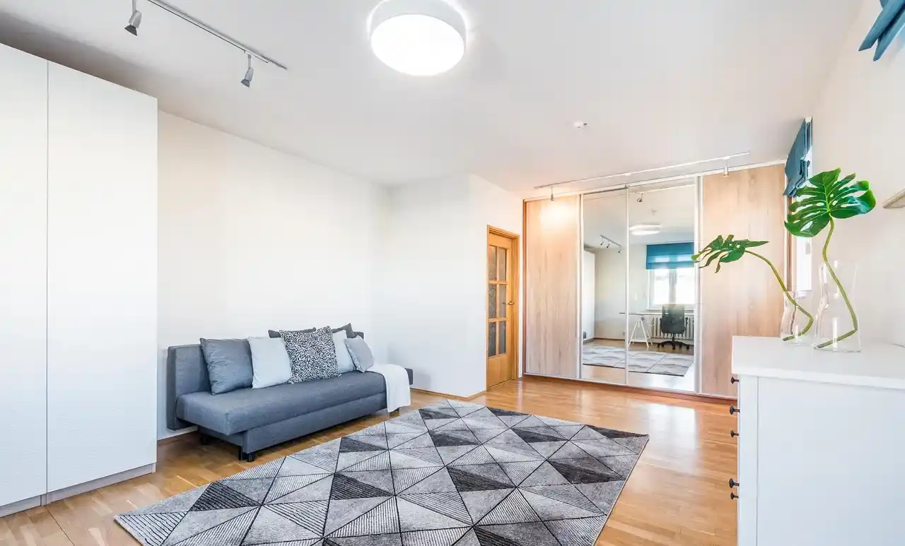 Do wynajęcia 4 pok Muranów Balkon Piwnica Garaż - zdjęcie 5
