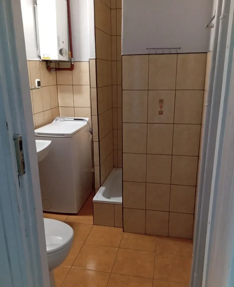 Duże, 2 pokojowe mieszkanie do wynajęcia. - zdjęcie 5