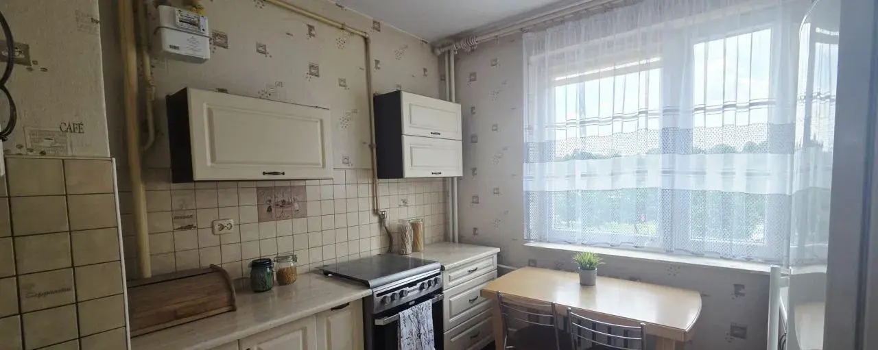 Przestronne 3 pokoje z balkonem - zdjęcie 8