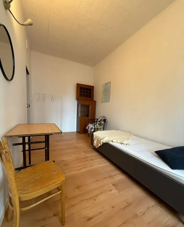 Umeblowany pokój 13 m² na Jeżycach - zdjęcie 4