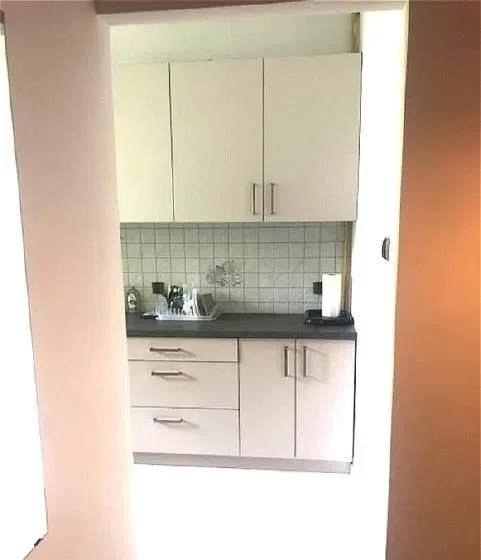 2 osobne pokoje z widną dużą kuchnią w centrum 2 - zdjęcie 3