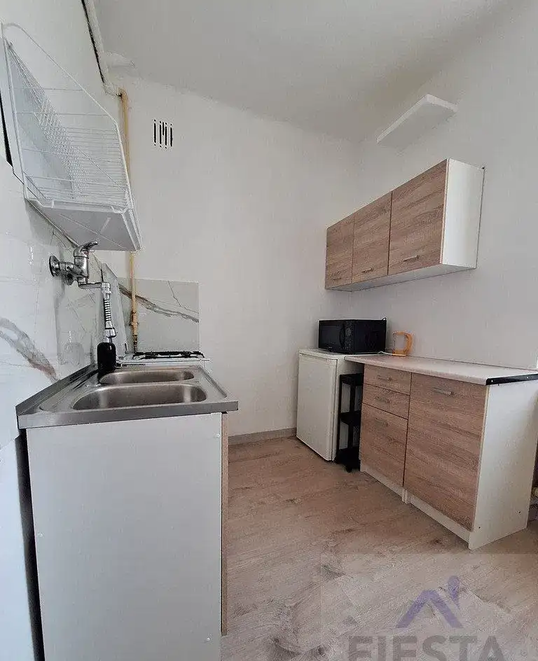 Łódź, ul. Sterlinga, 30m2, kawalerka po remoncie! - zdjęcie 5