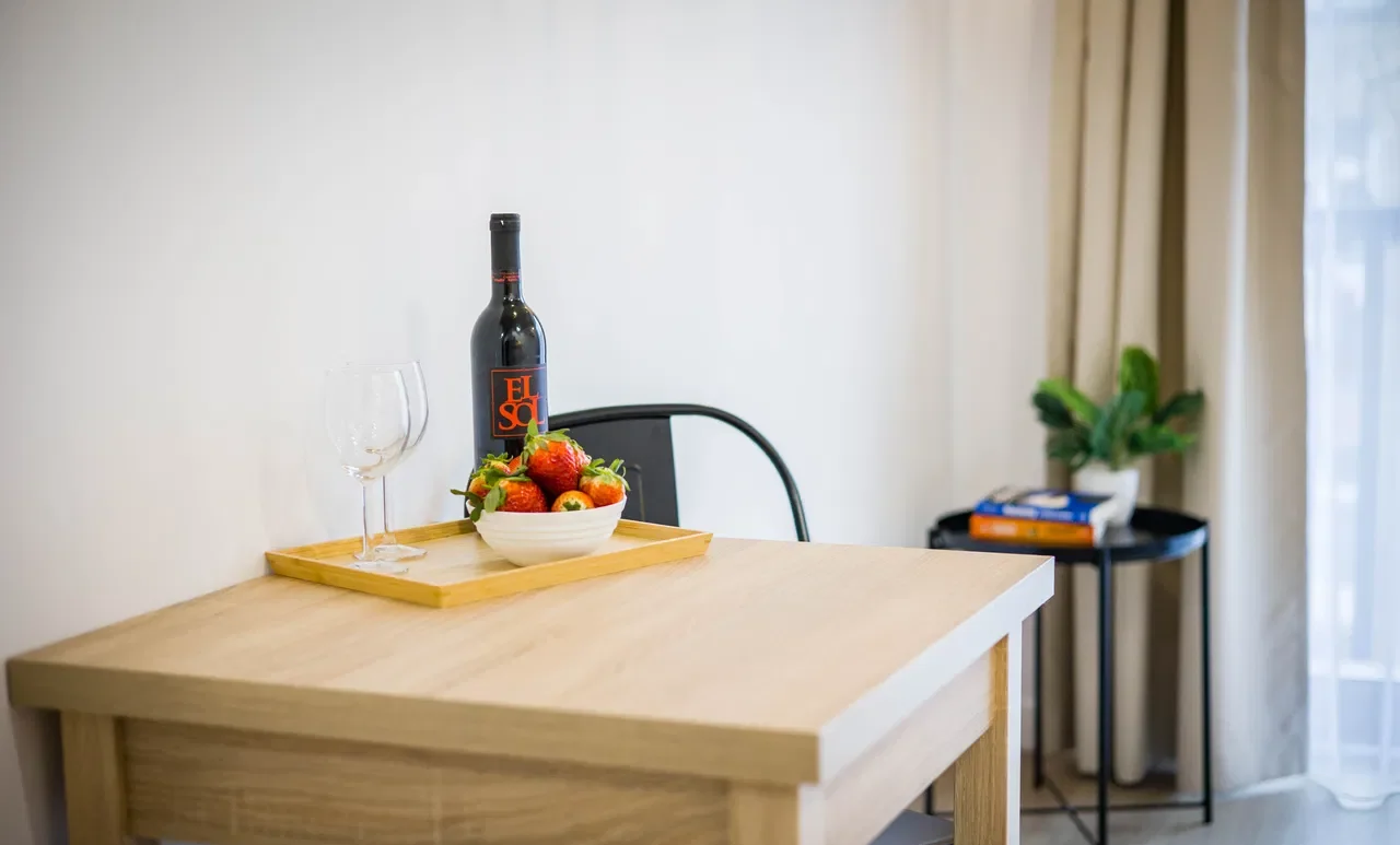 Przytulna kawalerka w nowoczesnym apartamentowcu Silver Forest - zdjęcie 4