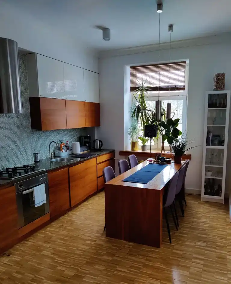 64m2 piękne, jasne mieszkanie w kamienicy, 2 duże pokoje, umeblowane - zdjęcie 5