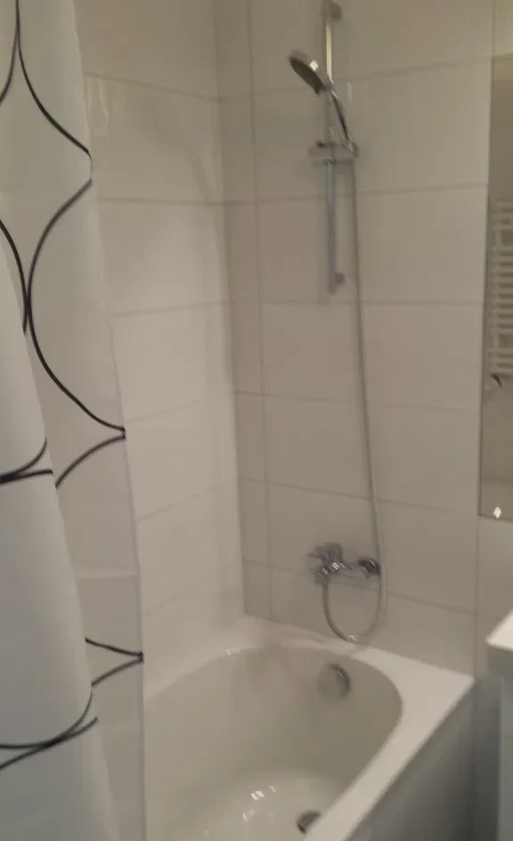 Mieszkanie 2-pokojowe z balkonem i windą - zdjęcie 9