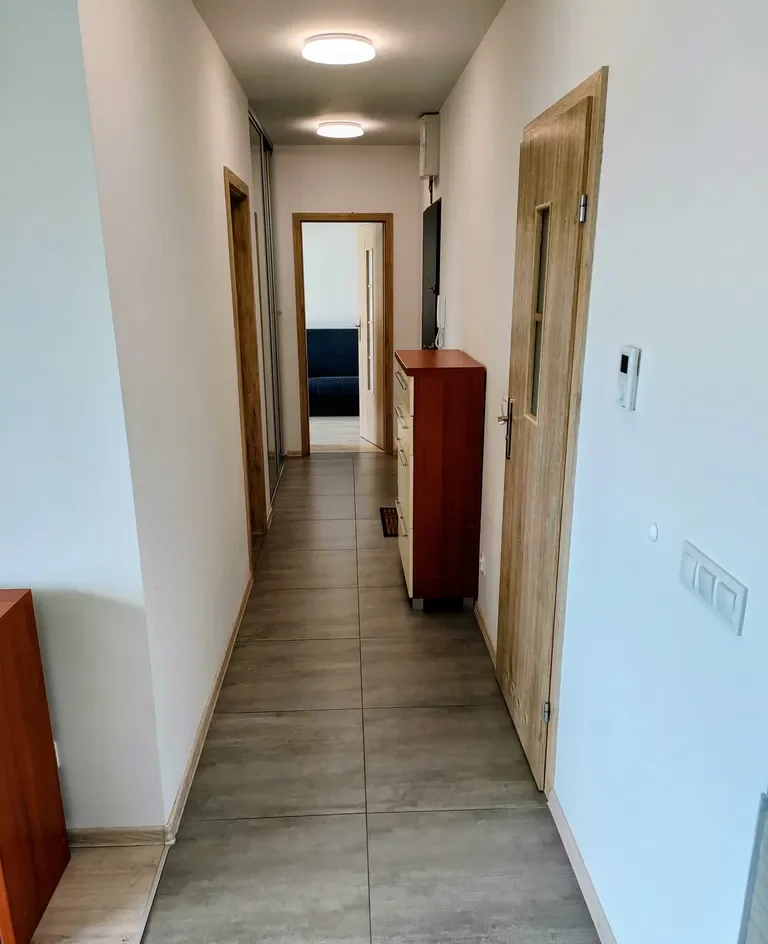 Nowoczesne, komfortowe mieszkanie z balkonem i garażem w Szczecinie - zdjęcie 9