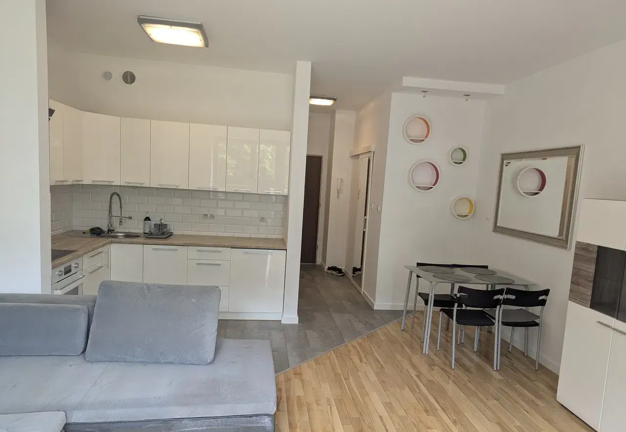 Do wynajęcia kawalerka 38 m² z ogródkiem – Sarmacka 13, parter - zdjęcie 9