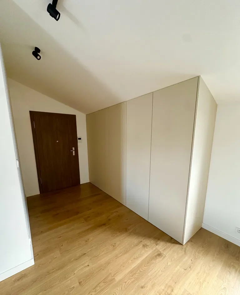Kawalerka w centrum bez pośredników - zdjęcie 8