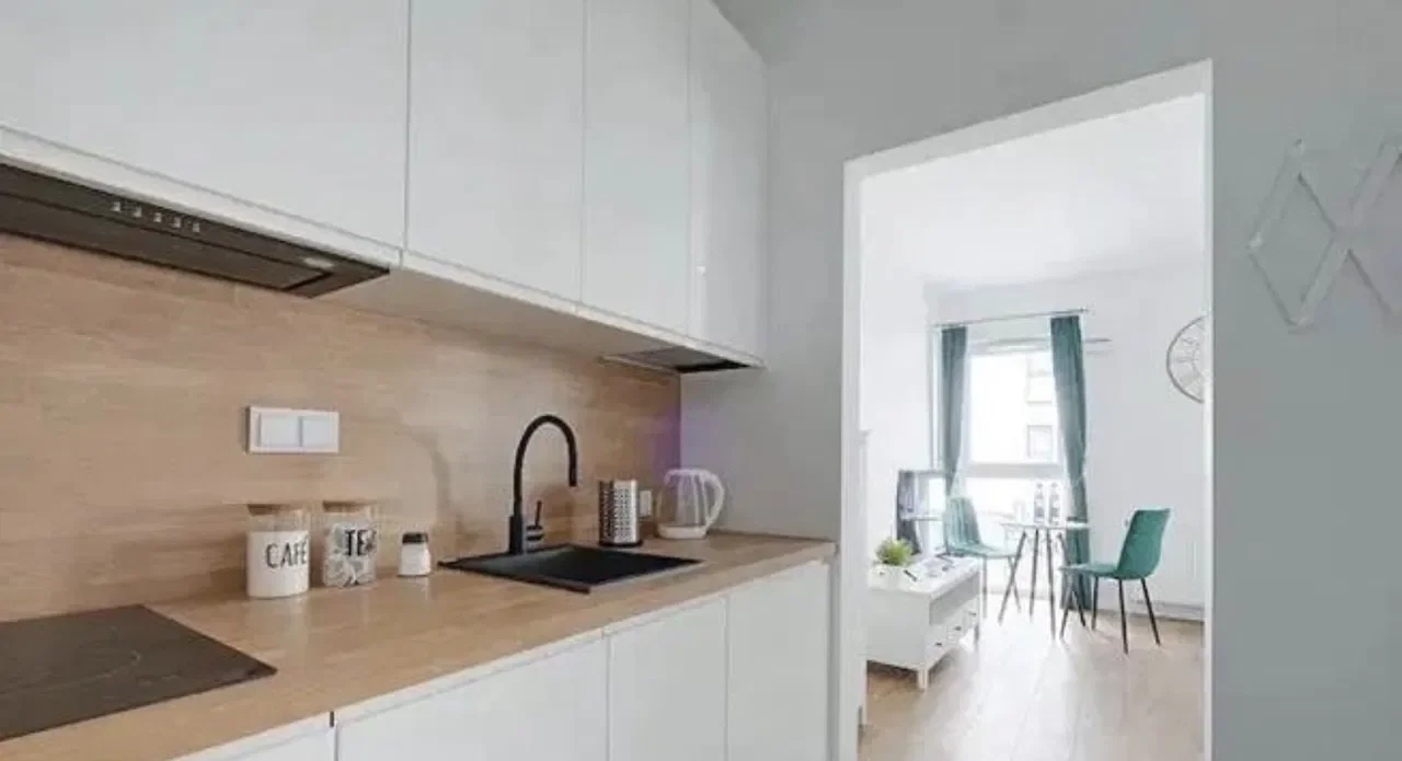 Kawalerka z klimatyzacją do wynajęcia | Studio for rent with AC - zdjęcie 4