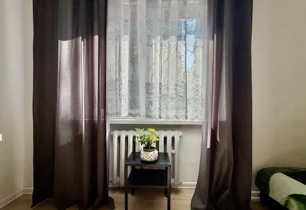 Do wynajęcia  przytulna, umeblowana kawalerka, blisko centrum, parking - zdjęcie 10
