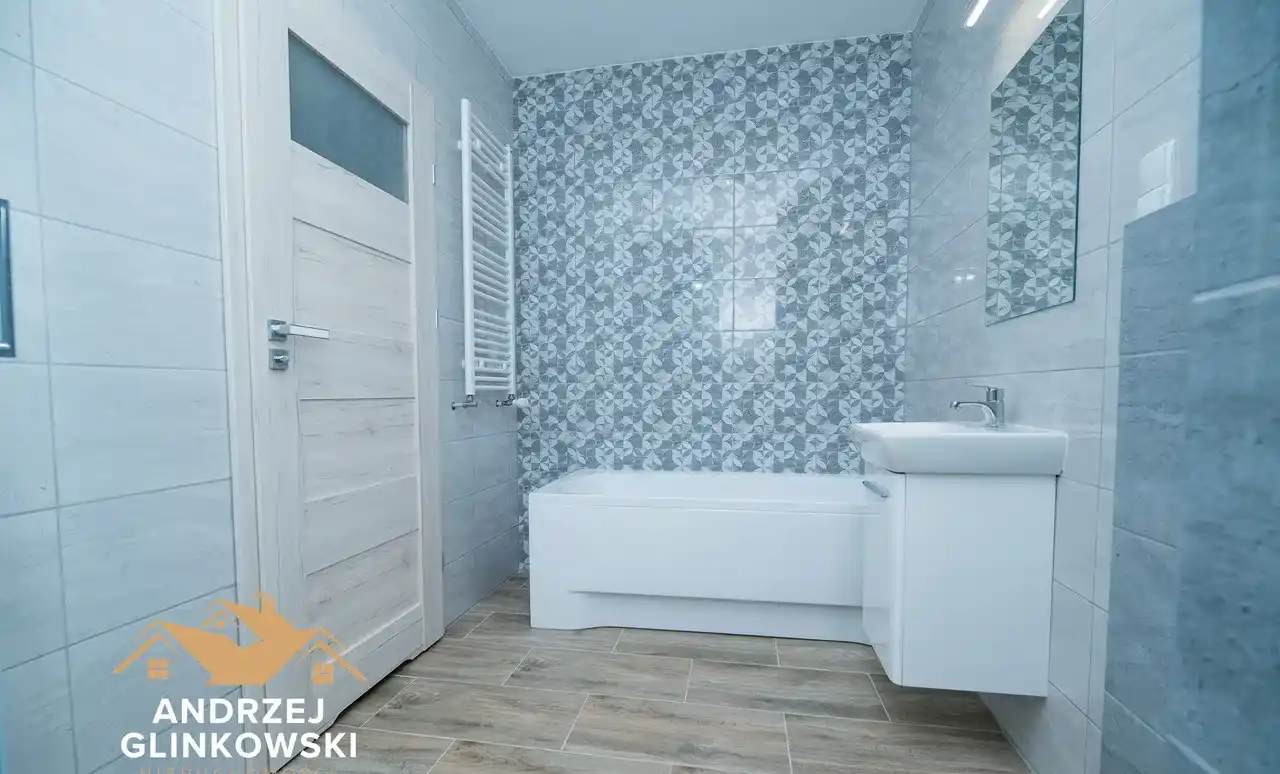 Apartament 53 m², 3 pokoje, parter, os. Hallera, od 1 czerwca - zdjęcie 10