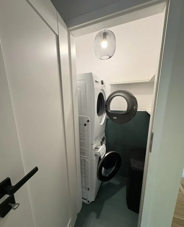 Ciche mieszkanie 2-pokojowe na Mokotowie z balkonem wysoki standard - zdjęcie 3