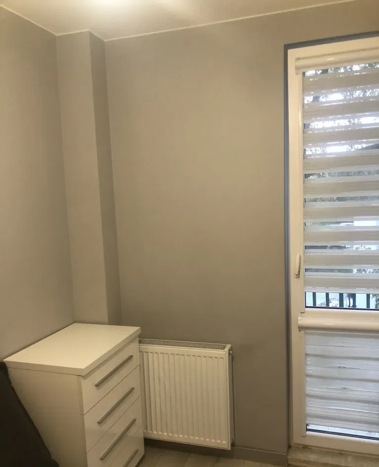 Wynajmę pokój z balkonem o powierzchni 9 m². Oferta dla kobiety. - zdjęcie 5