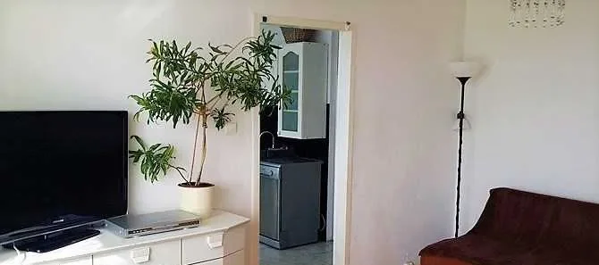 *2 pokoje z balkonem, 45 m2, brak prowizji- Obr. Wybrzeża 10B,  blisko plaży - zdjęcie 3
