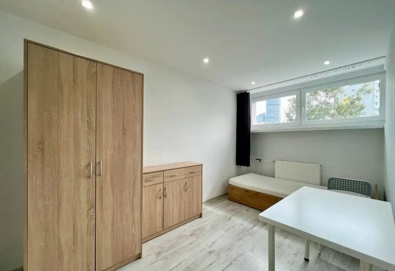 Skwierzyńska | 60 m² | 4 pokoje+kuchnia | Dla pracowników-studentów - zdjęcie 10