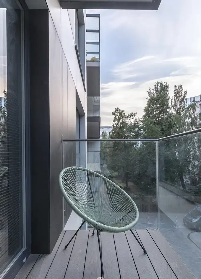 Komfortowy apartament z balkonem | Złota 75a - zdjęcie 5