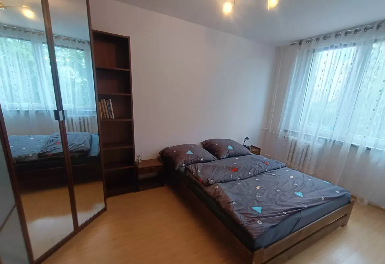 Dwu pokojowe mieszkanie – Chorzów, ul. Gwarecka 27 - zdjęcie 2