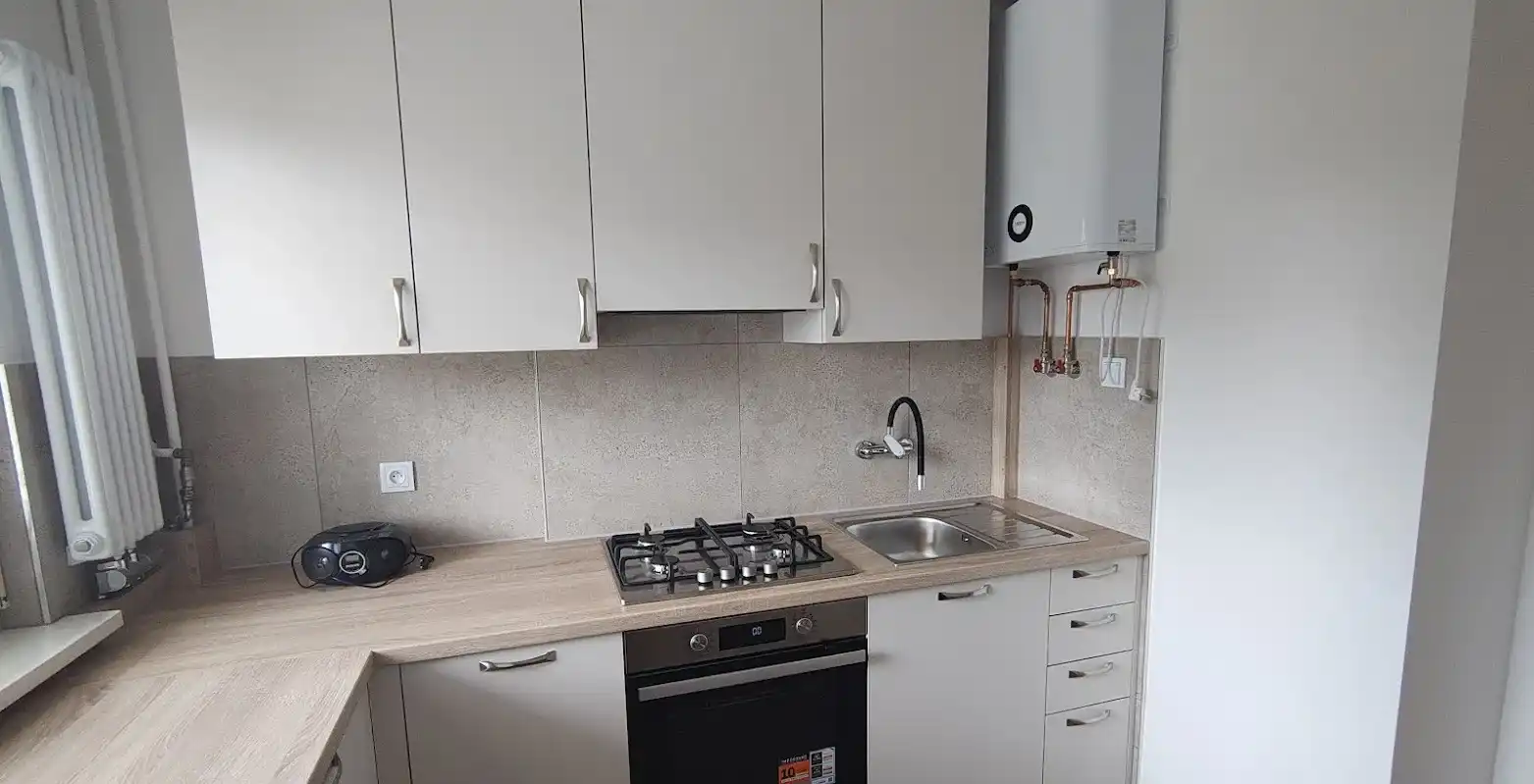 Krzyki, al. Wiśniowa - balkon, kuchnia oddzielna - zdjęcie 5