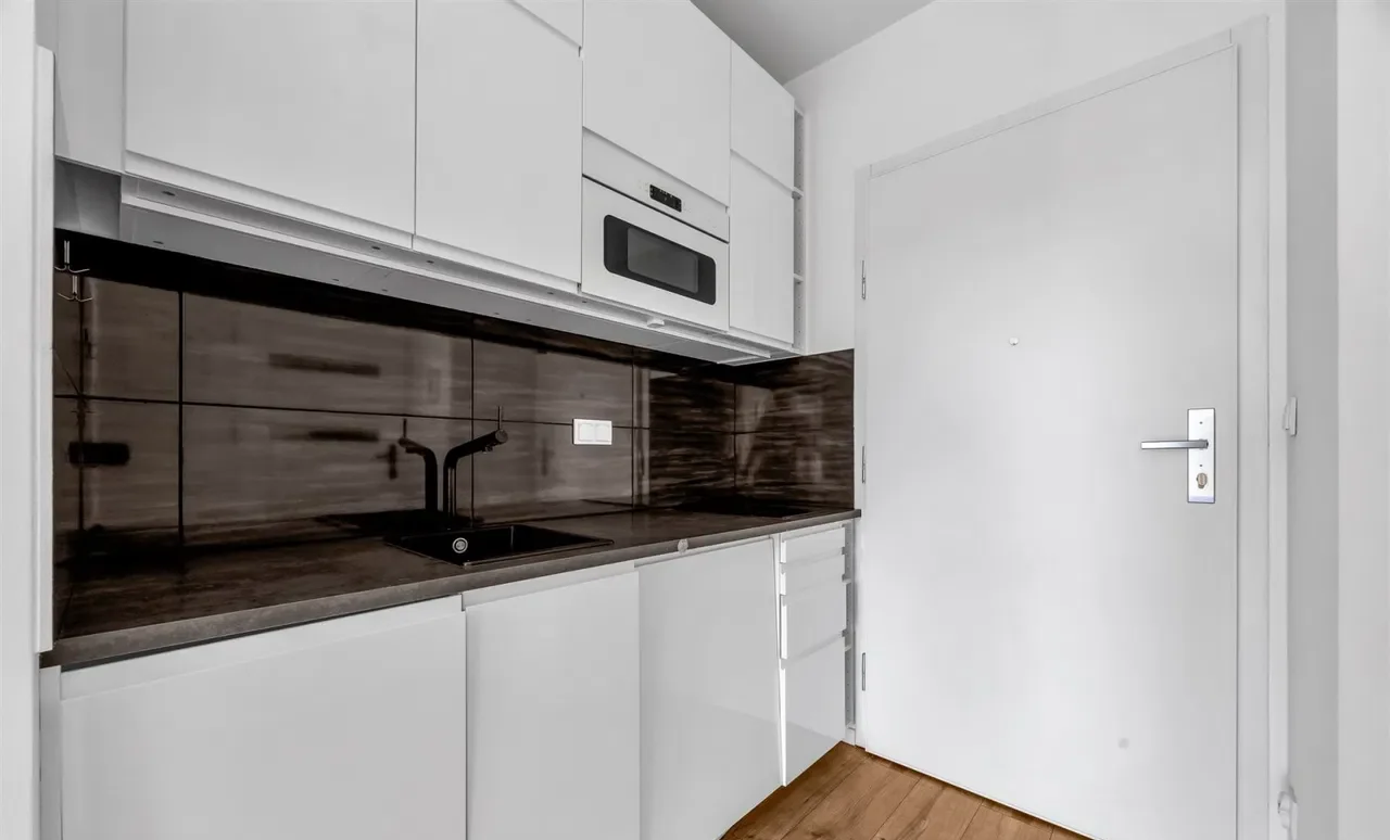 Mieszkanie 24 m2 w apartamentowcu z 2021 r., z klimatyzacją - zdjęcie 8