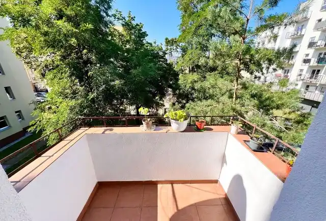 Duży pokój z balkonem we Wrocławiu - zdjęcie 9