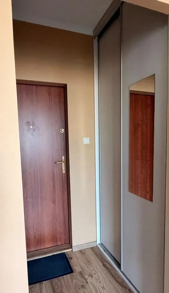 Wynajmę przytulną, umeblowaną kawalerkę po generalnym remoncie. - zdjęcie 7