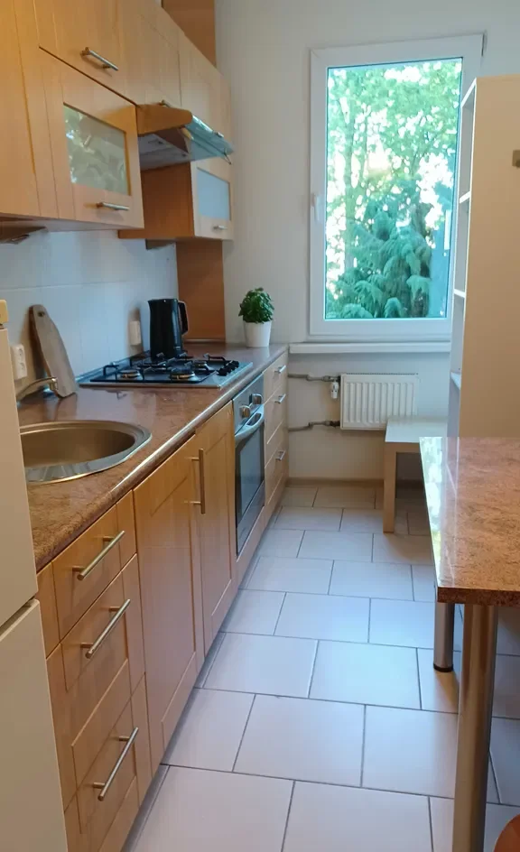 Pokój jednoosobowy, 10m2, 3 min Metro Stokłosy - zdjęcie 3