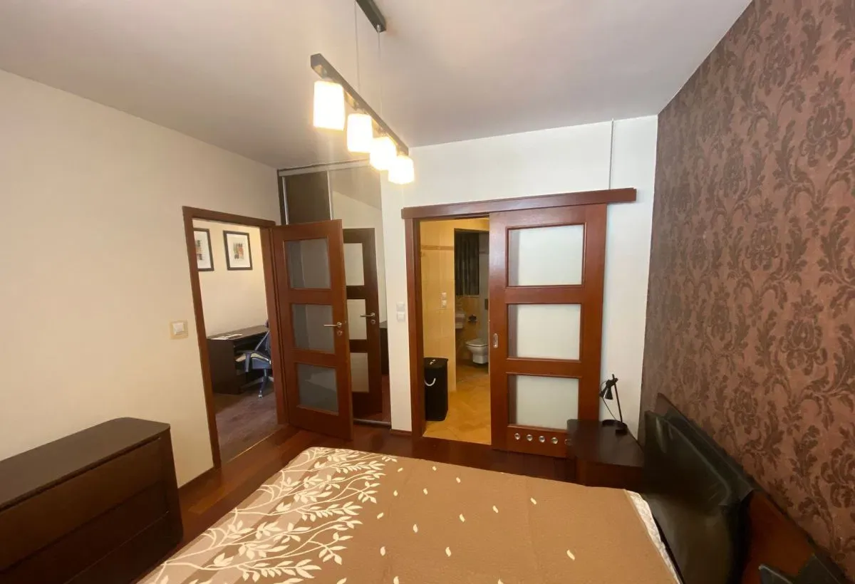 Centrum mieszkanie 52m2 z tarasem - zdjęcie 3