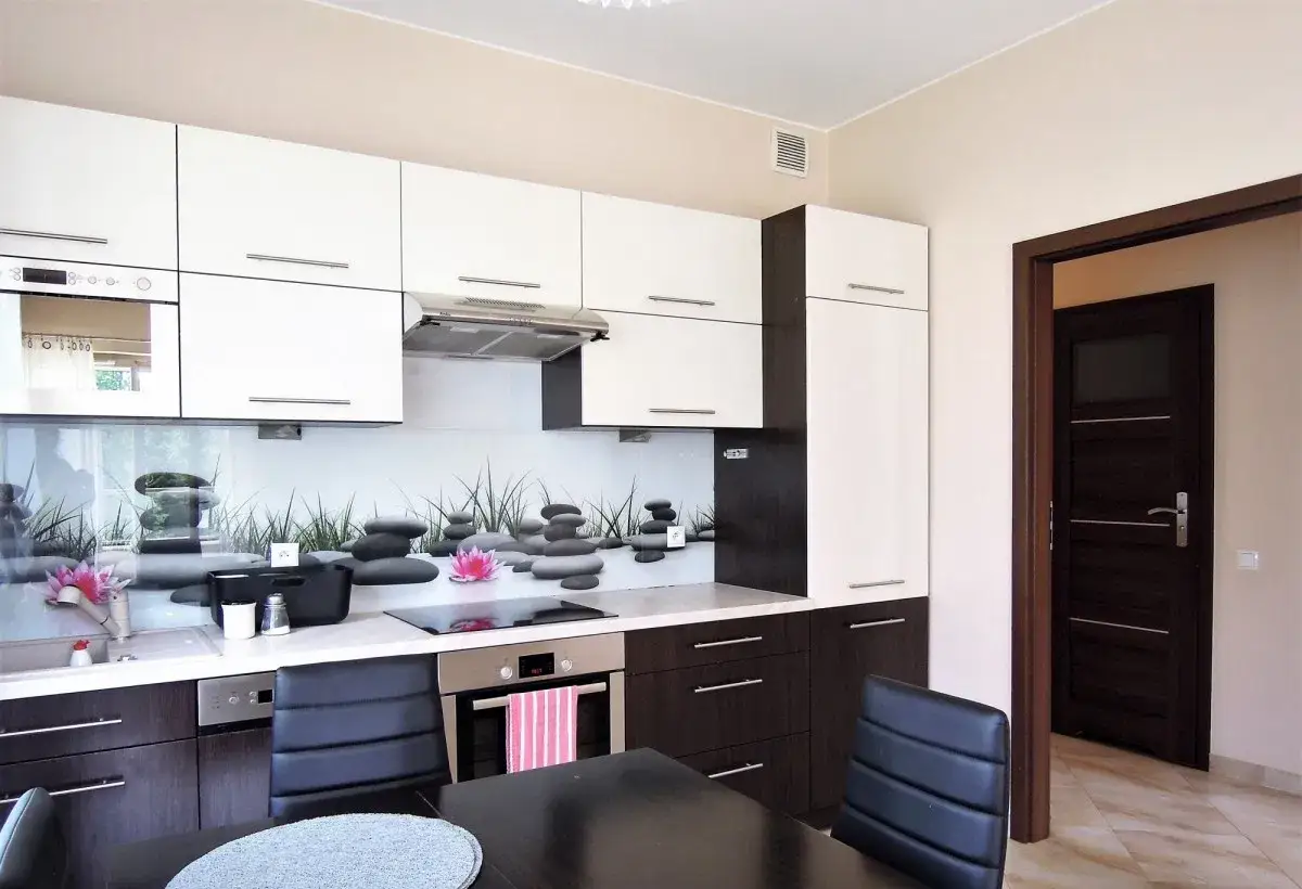 Apartament  Stawy Stefańskiego, garaż - zdjęcie 2
