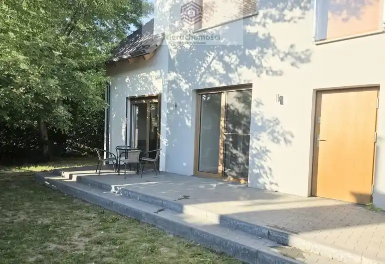 Do wynajęcia dwa pokoje z ogródkiem i garażem - zdjęcie 8