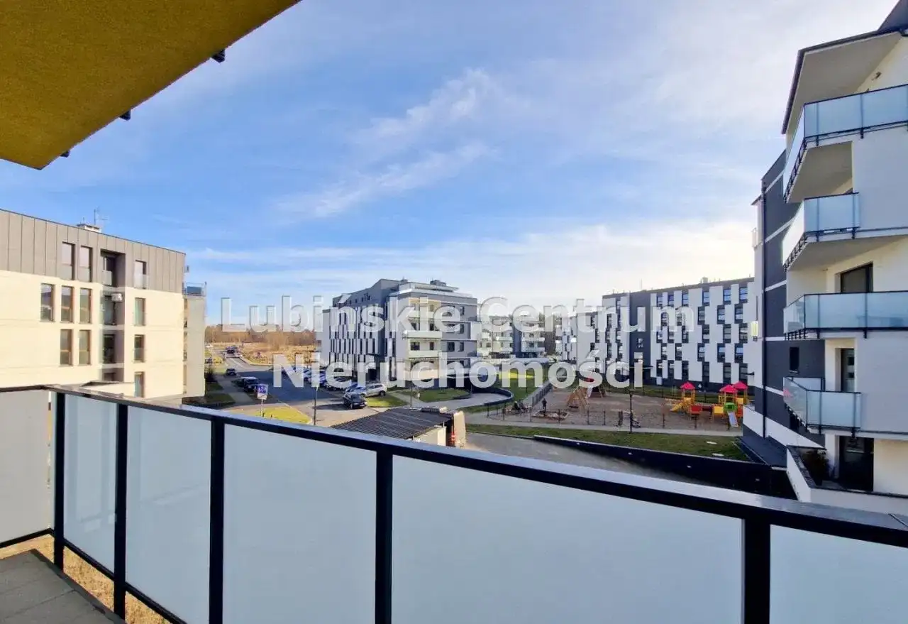 2-pokojowe mieszkanie z balkonem w Lubinie - zdjęcie 9